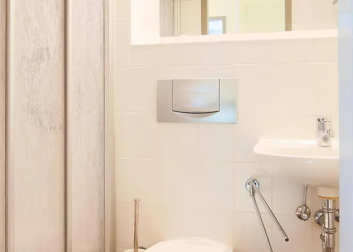 Bi Uns To Hus * بريرو